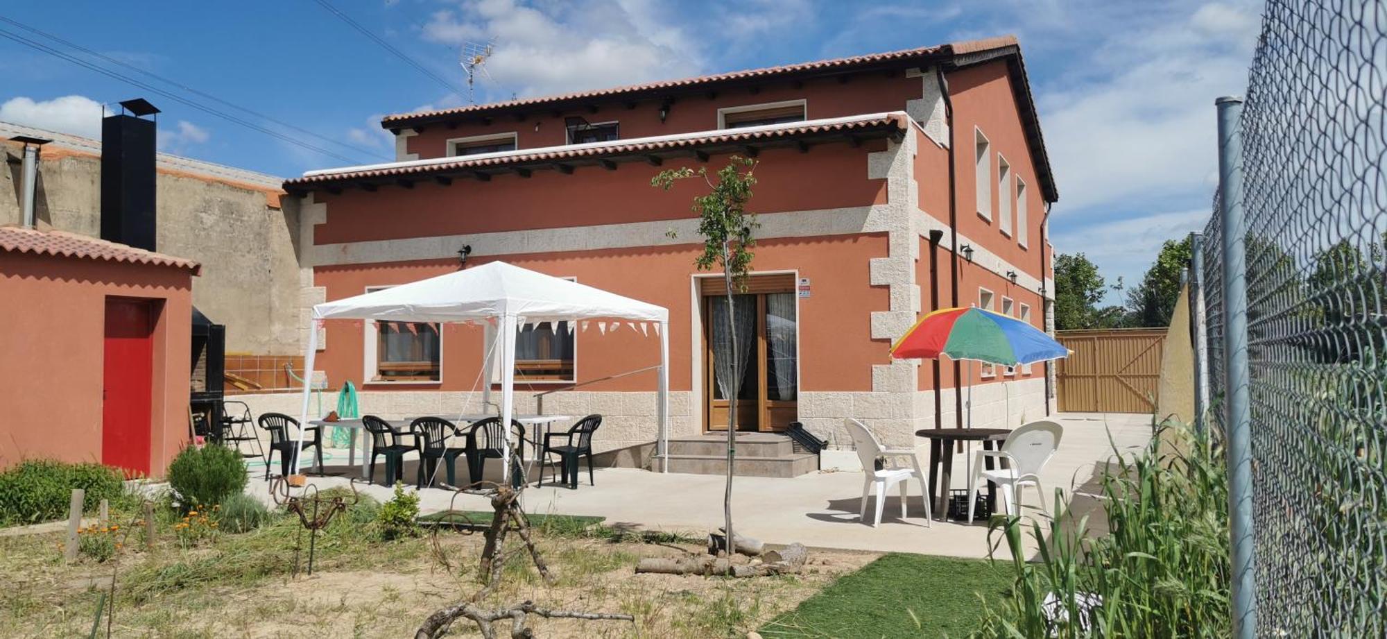 Chalet De Artistas Vadocondes Exterior photo
